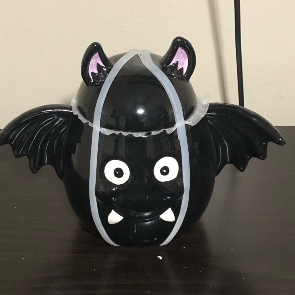 Halloween Jack O' Lantern Lane Bat Cookie Jar, Black/White , Hand Wash Only